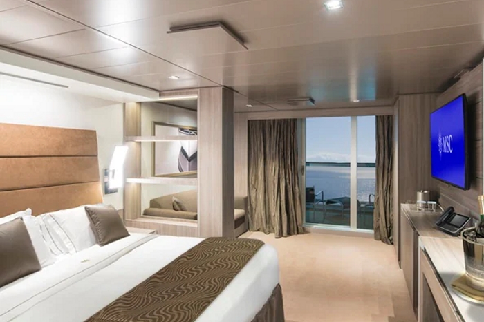 Photo of cabin: YACHT CLUB DELUXE GRAND SUITE