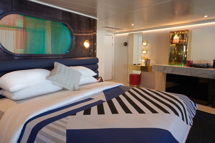 Photo of cabin: Brilliant Suite