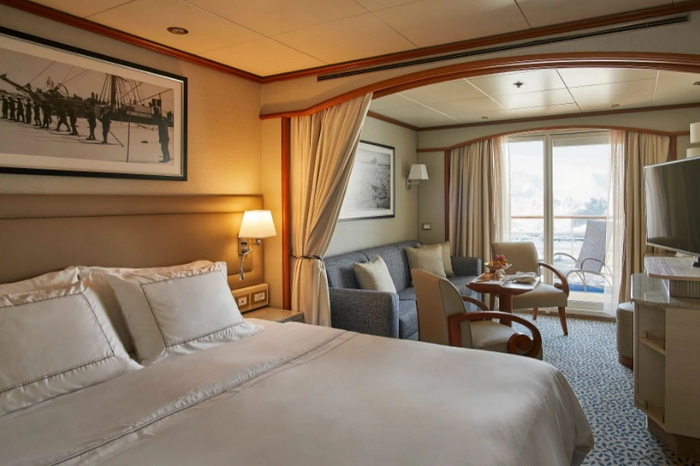 Photo of cabin: Deluxe Veranda Suite