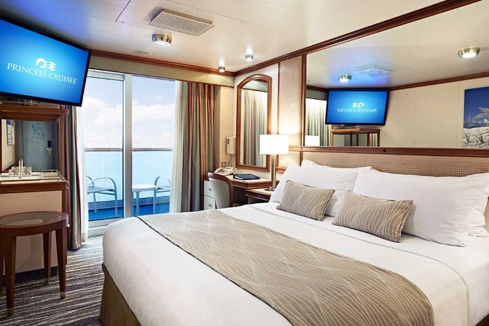 Photo of cabin: Balcony Two Lower Beds - Obstructed Views