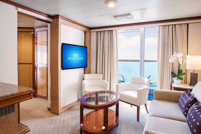 Photo of cabin: Penthouse Suite with Balcony