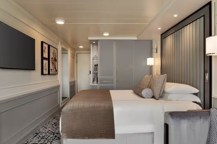 Photo of cabin: Deluxe Ocean View