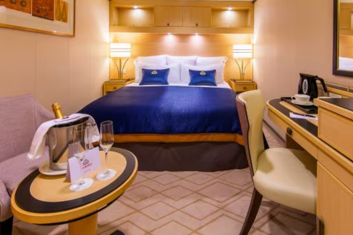 Photo of cabin: Standard Inside