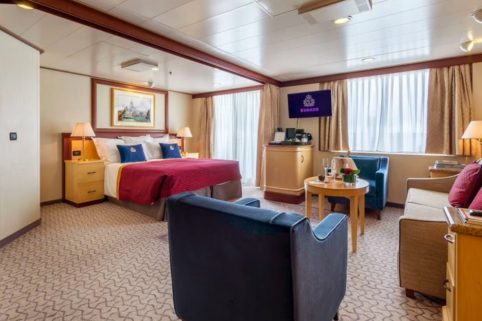 Photo of cabin: Queen Suite