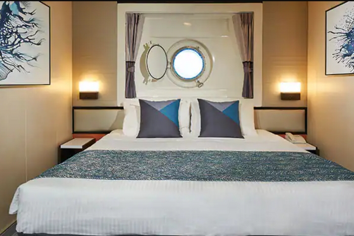 Photo of cabin: Inside