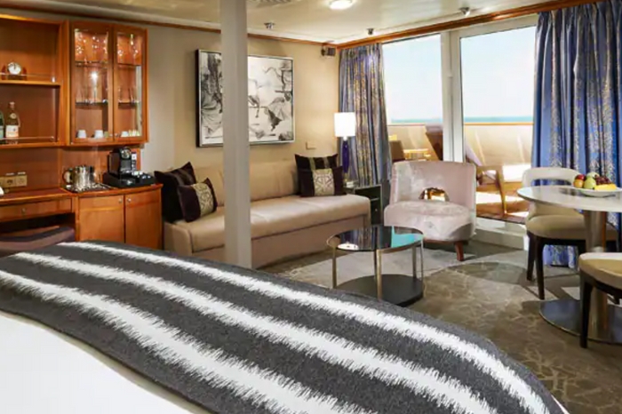 Photo of cabin: Penthouse with Balcony