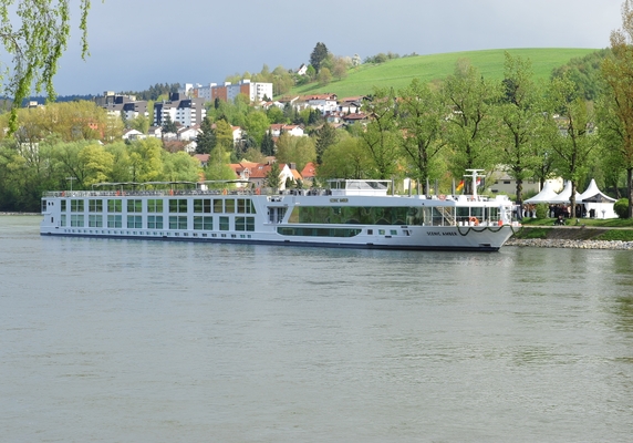 Scenic River Cruises Scenic Amber