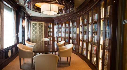 Internet Cafe & Library