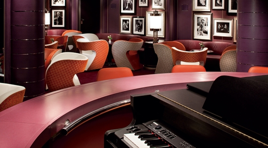 Piano Bar