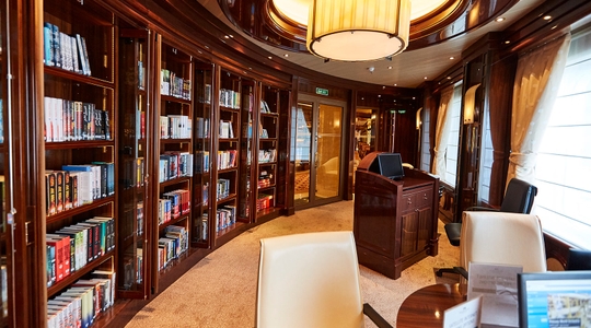 Internet Cafe & Library