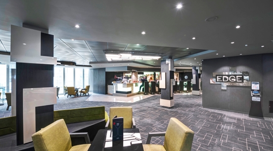 Edge - Cocktail Bar