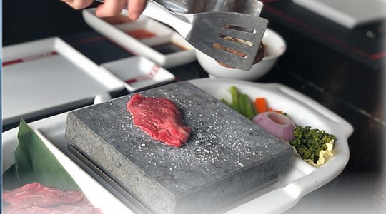 Izumi Sushi & Hot Rocks