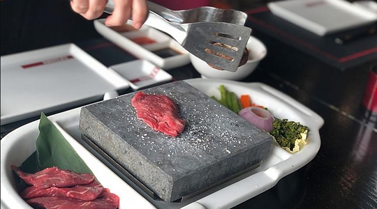 Izumi Sushi & Hot Rocks