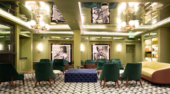 Social Comedy and Night Club