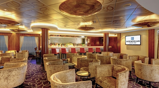 Shaker's Martini Bar